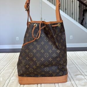 LOUIS VUITTON Monogram Noe GM